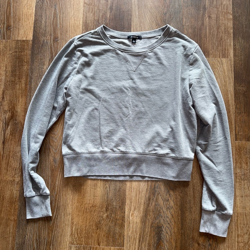 Zobha Heather Gray Women's Sweatshirt